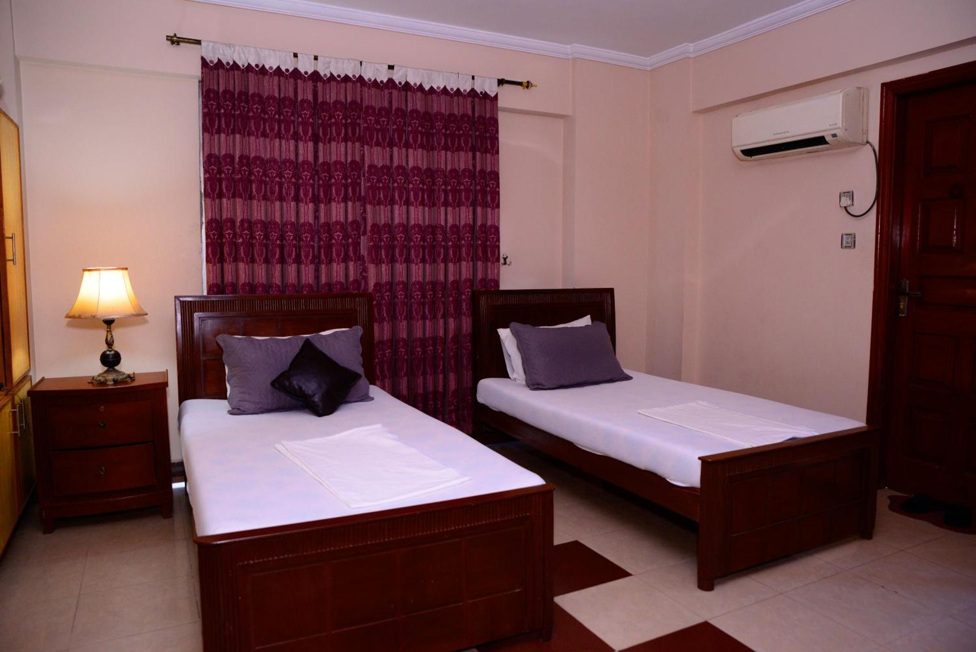 Mir Continental Hotel & Restaurant Muzafferabad Dış mekan fotoğraf