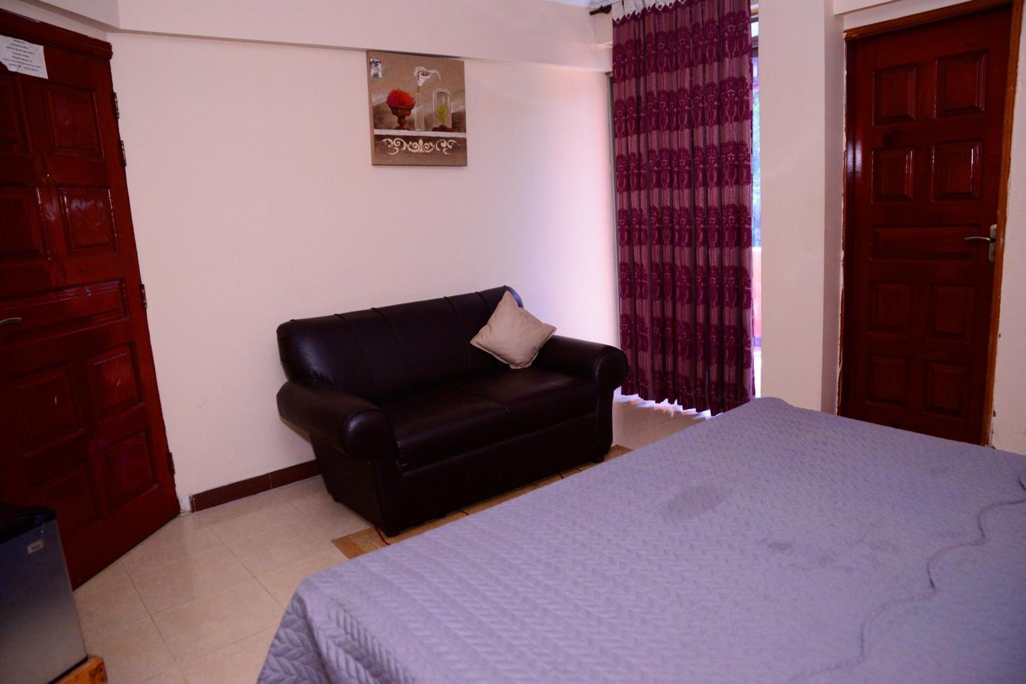 Mir Continental Hotel & Restaurant Muzafferabad Dış mekan fotoğraf